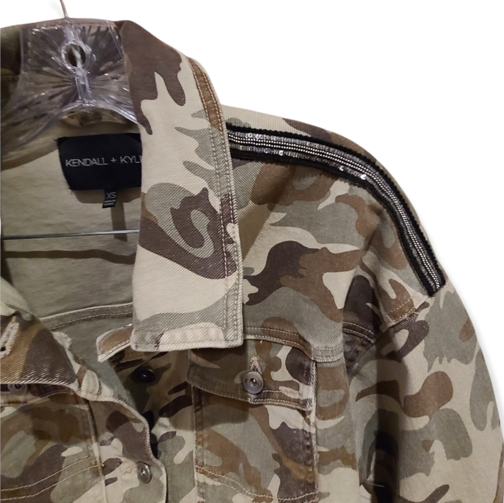 Kendall and Kylie Elevated Camo Denim Jacket With Sequin Embellishments … - Picture 10 of 12